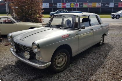 Peugeot 404 Silver 1961 Rally
