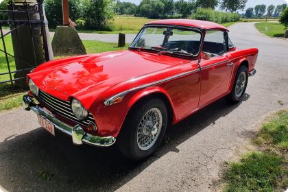 Triumph TR5 PI Red 1968